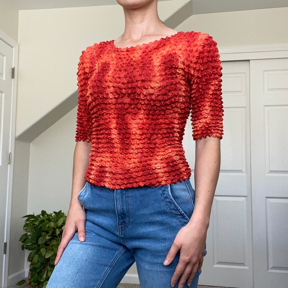 Vintage Y2K popcorn bubble top - Picture 2 of 5